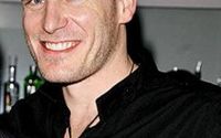 Simon Dale 